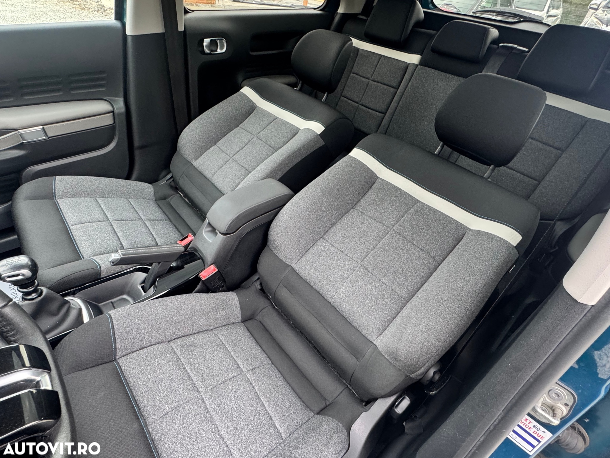 Citroën C4 Cactus 1.2 PureTech S&S BVM6 Shine - 20