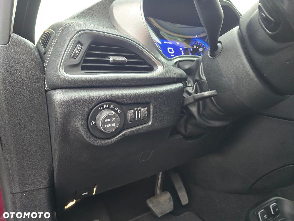 Chrysler Pacifica - 27
