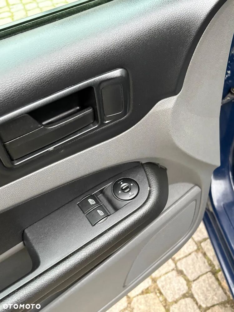 Ford Focus 1.4 16V Ambiente - 18