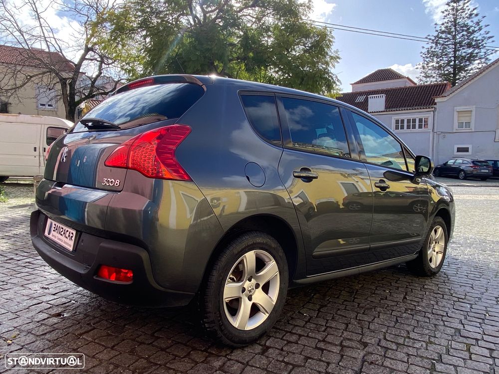 Peugeot 3008 1.6 HDi Active - 12