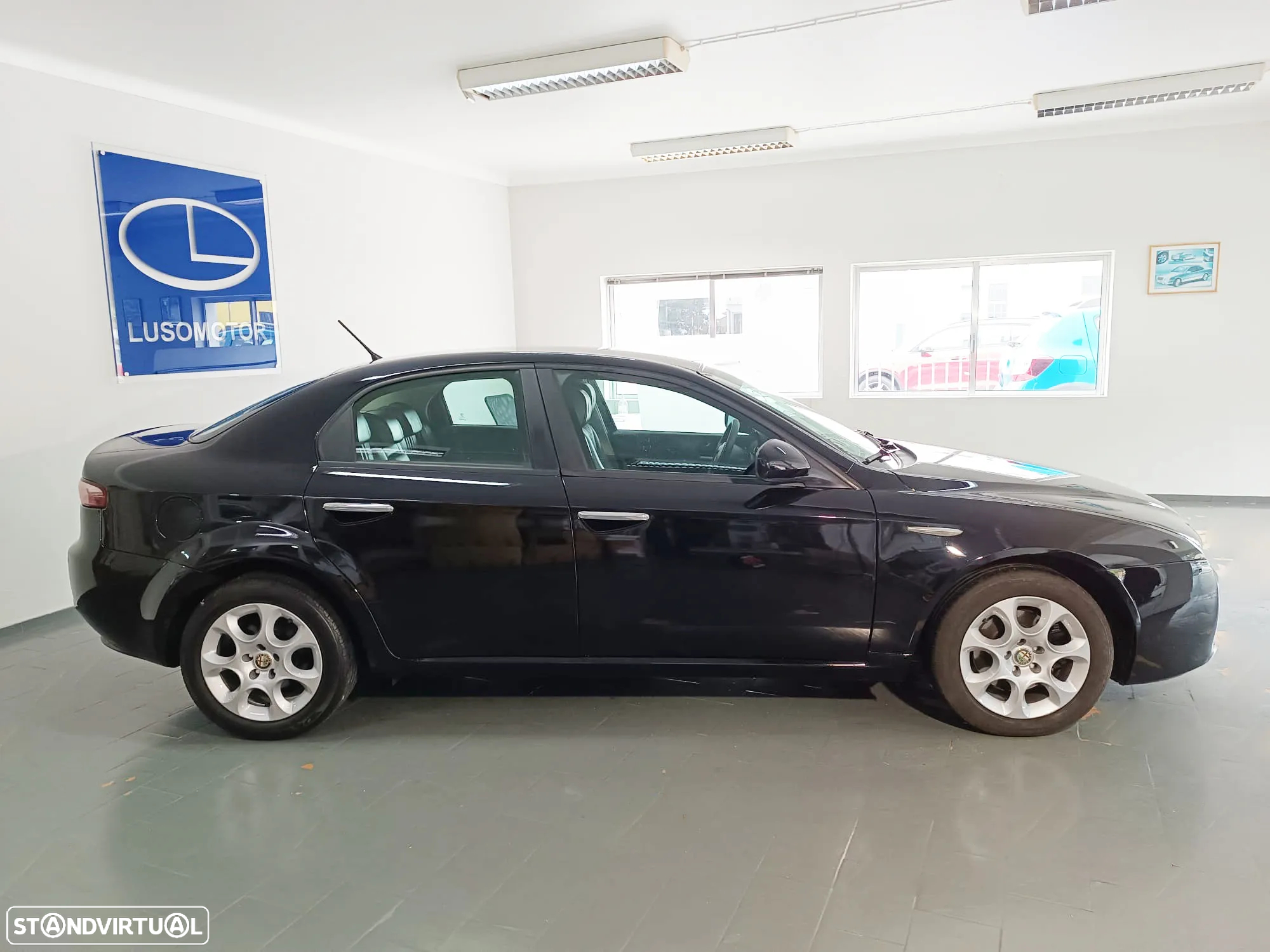 Alfa Romeo 159 1.9 JTDm 8V Executiva - 5