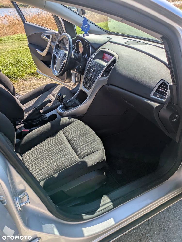 Opel Astra 1.4 Turbo - 14