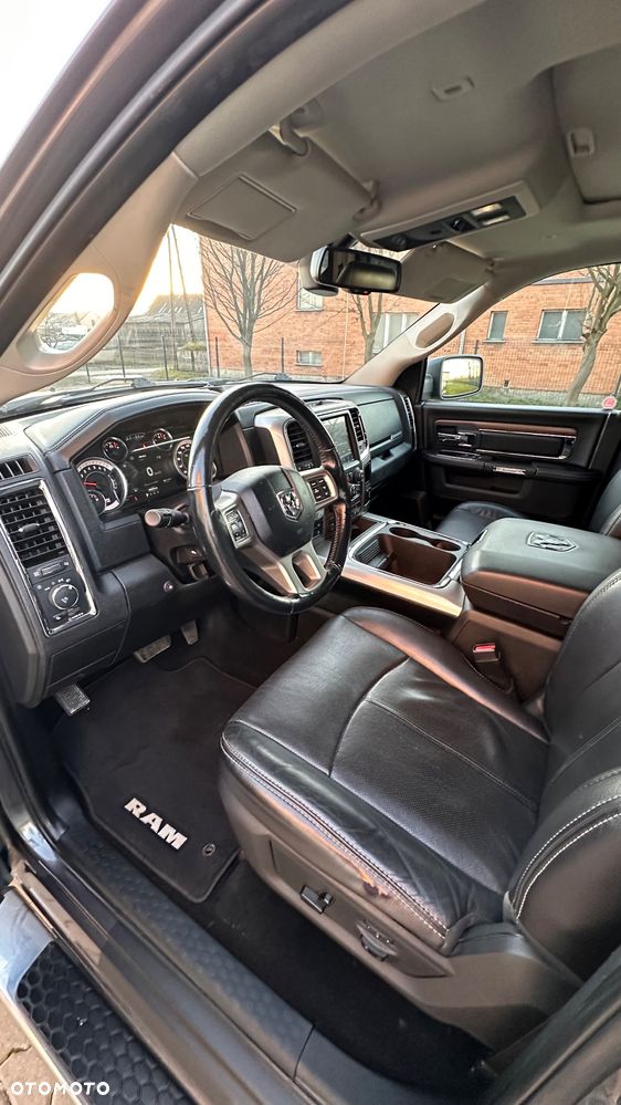 RAM 1500 5.7 Crew Cab Longbed Laramie Chrome - 10