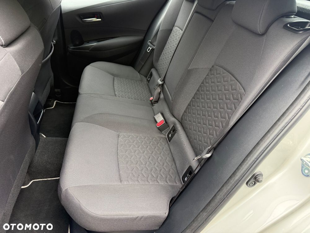 Toyota Corolla 2.0 Hybrid Comfort - 18