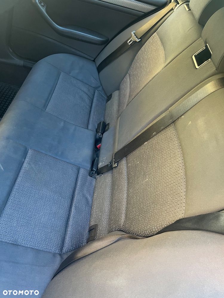 BMW Seria 3 320d - 8