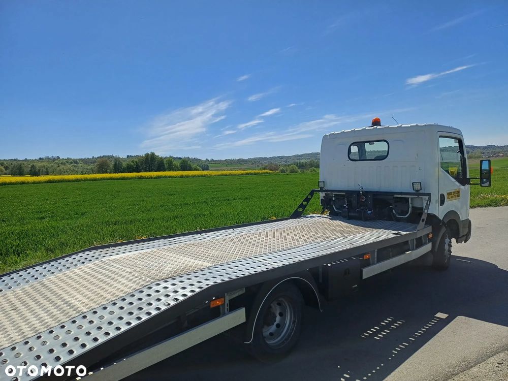Nissan Cabstar - 6