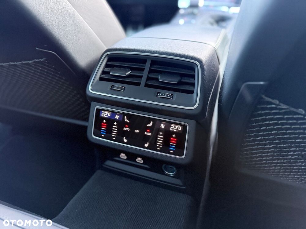 Audi A6 Allroad - 14