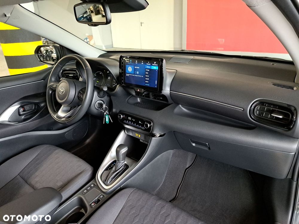 Toyota Yaris - 17