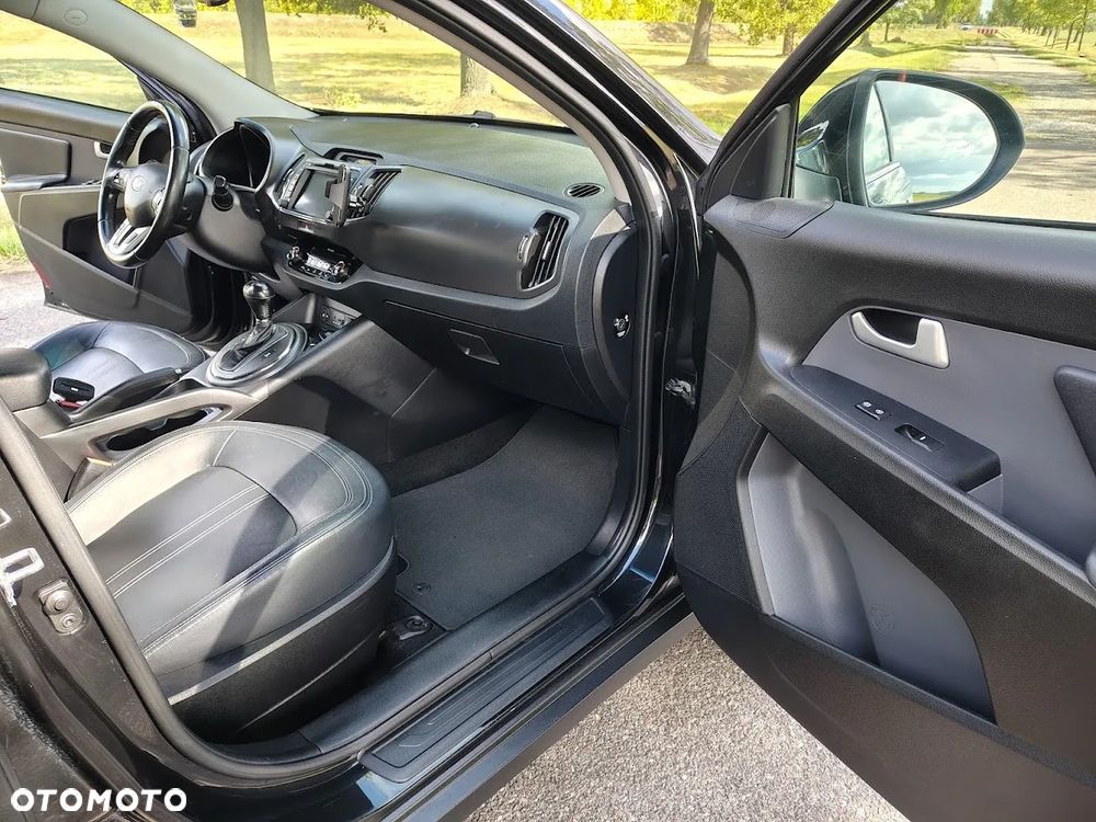 Kia Sportage 2.0 CRDI L AWD - 11