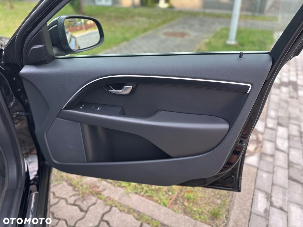 Volvo V70 - 24