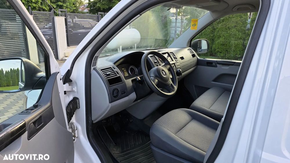 Volkswagen Transporter Kurz EU5 Plus Trendline - 13