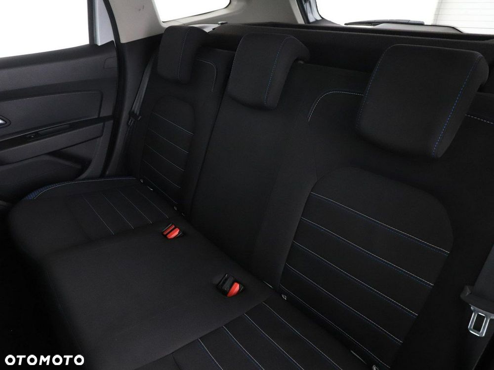 Dacia Duster TCe 100 2WD Celebration - 17