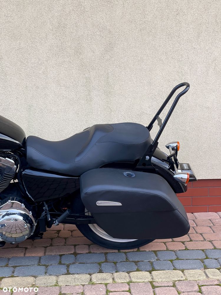 Harley-Davidson Sportster Custom 1200C - 17