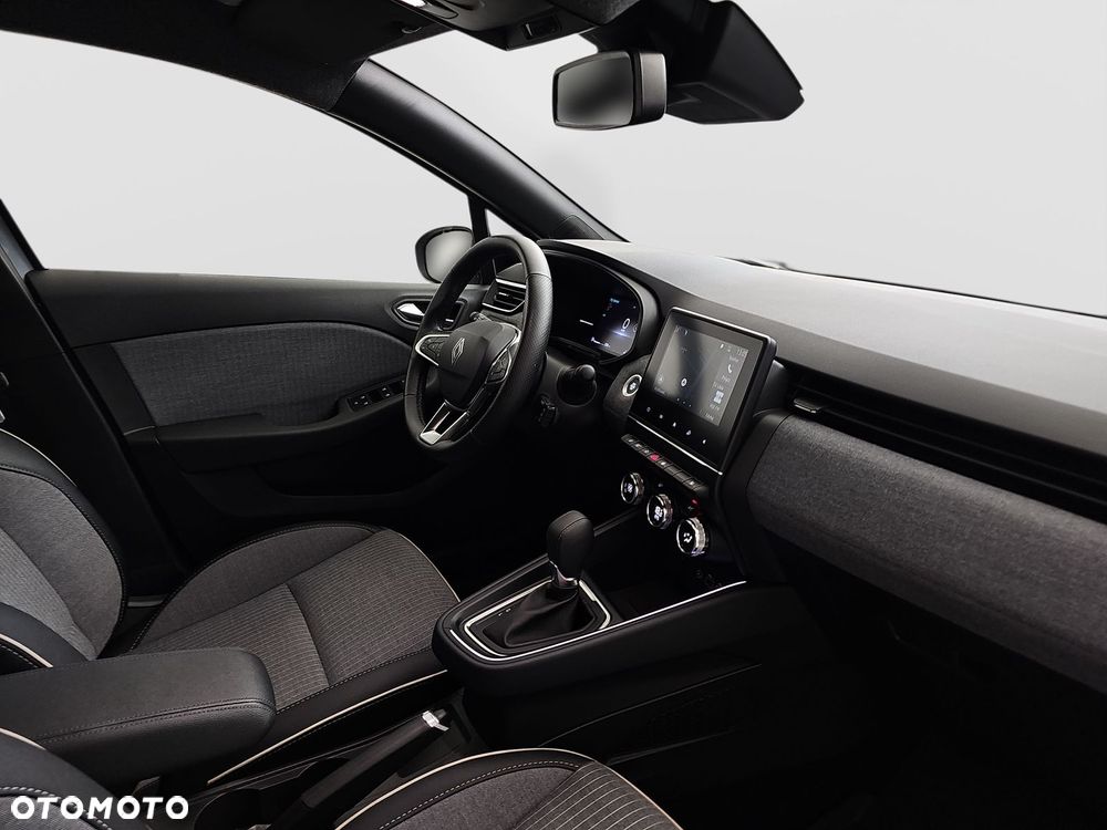 Renault Clio 1.0 TCe Techno Xtronic - 32