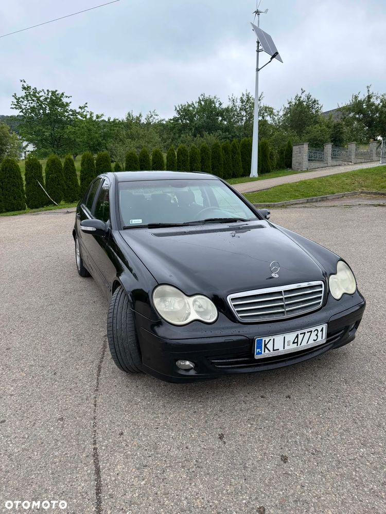 Mercedes-Benz Klasa C 200 T CDI Classic - 1