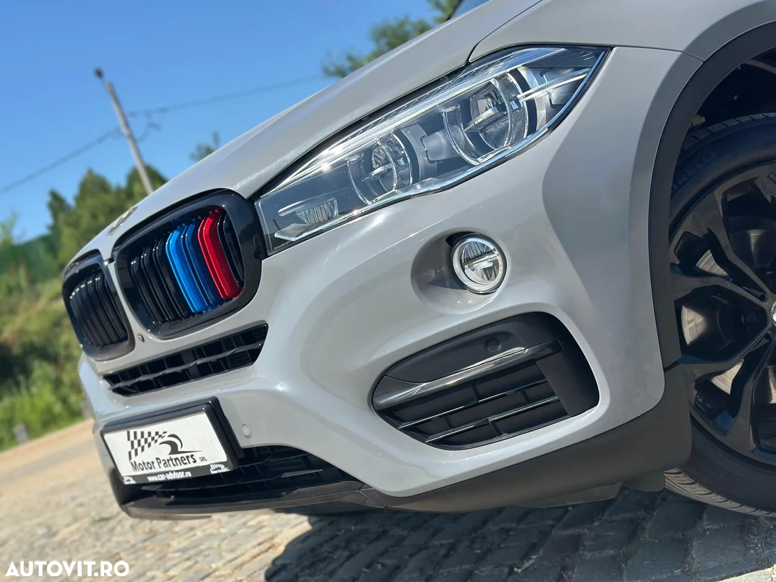 BMW X6 xDrive30d - 11
