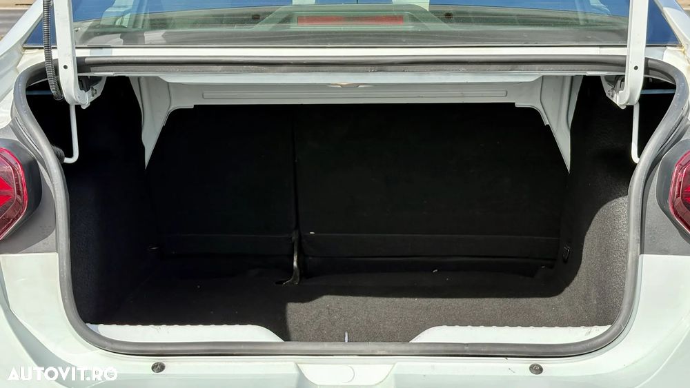 Dacia Sandero SCe 65 Essential - 31