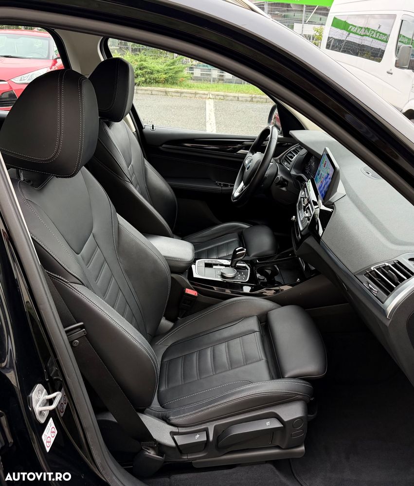BMW X3 xDrive20i AT xLine - 4