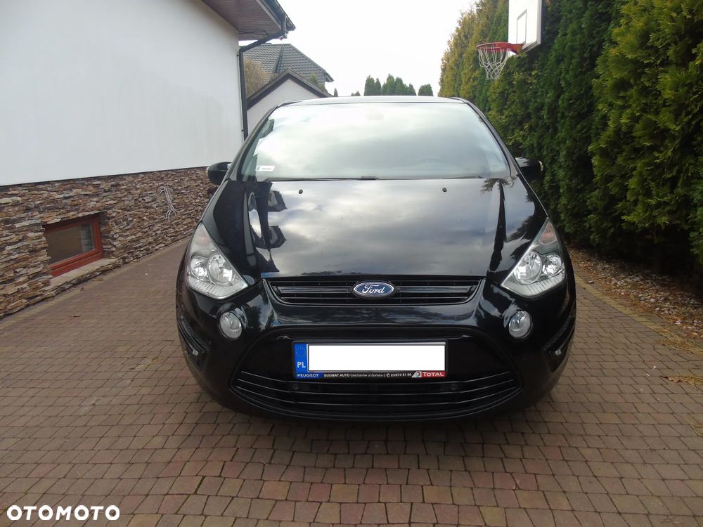 Ford S-Max - 17