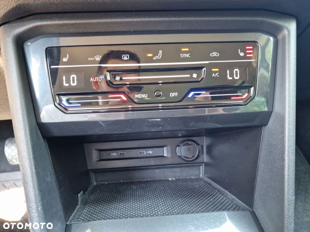 Volkswagen Tiguan - 34