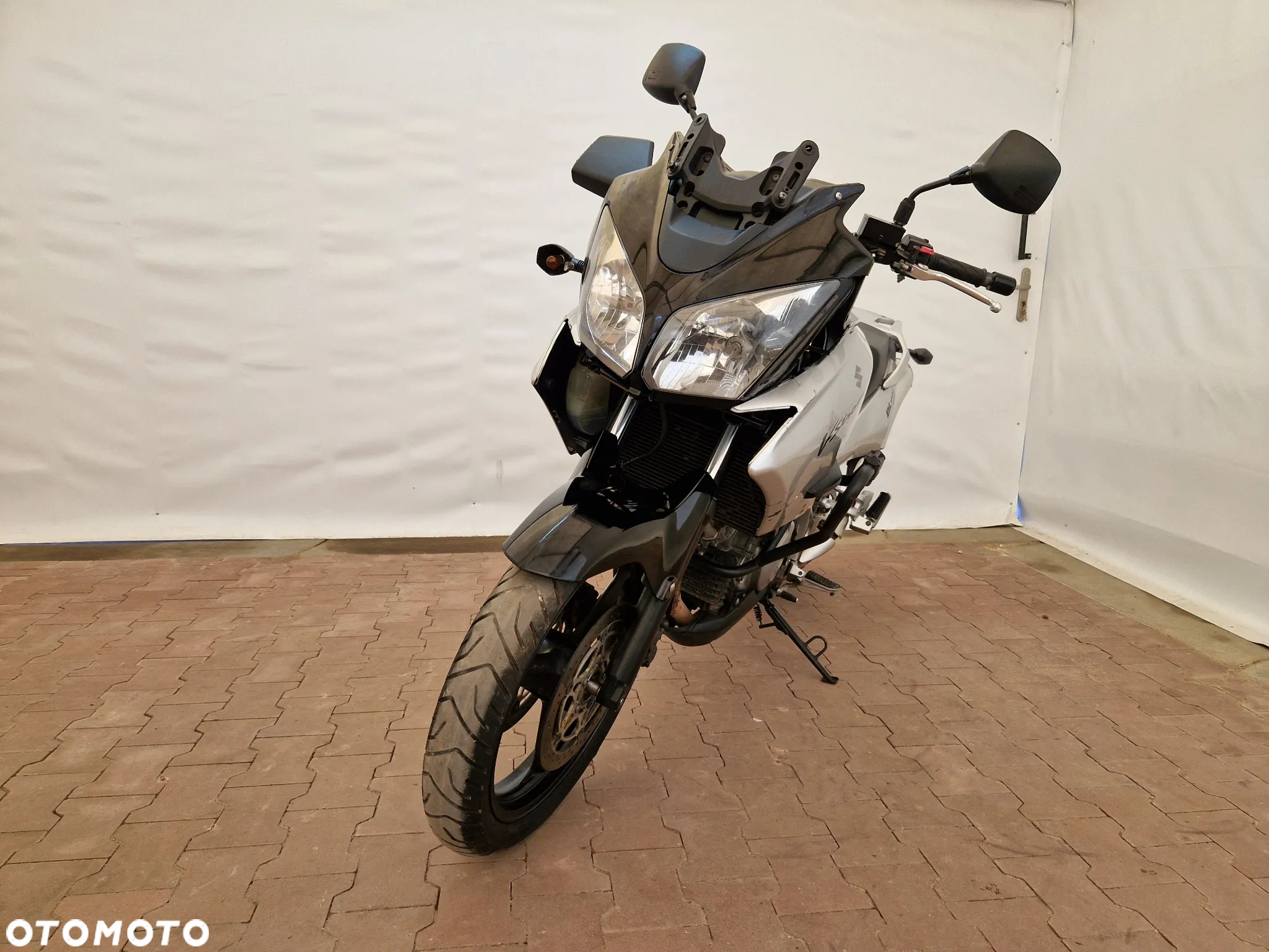 Suzuki DL - 9