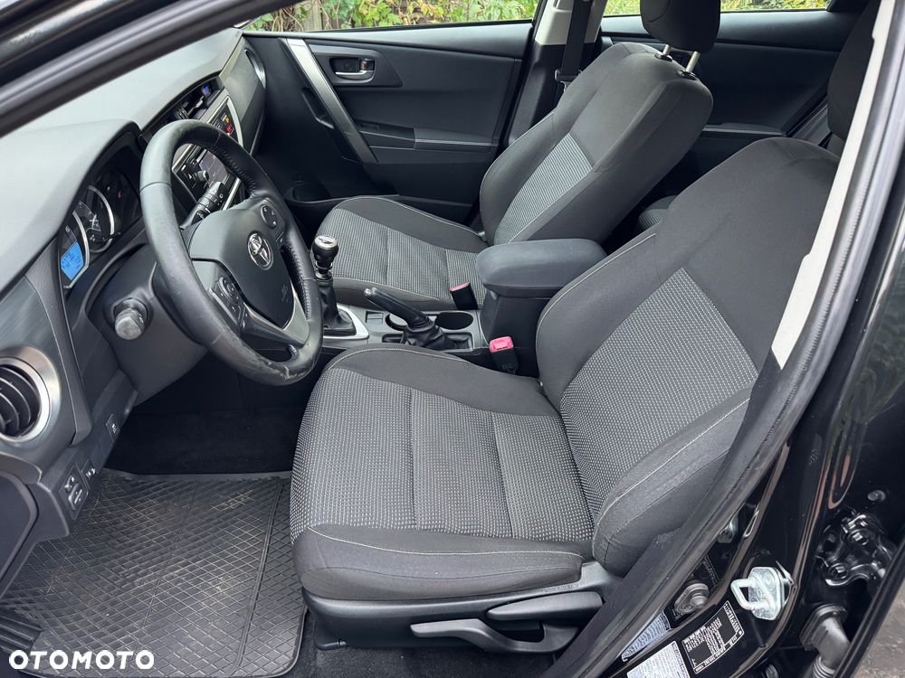 Toyota Auris 1.6 Valvematic Executive - 12