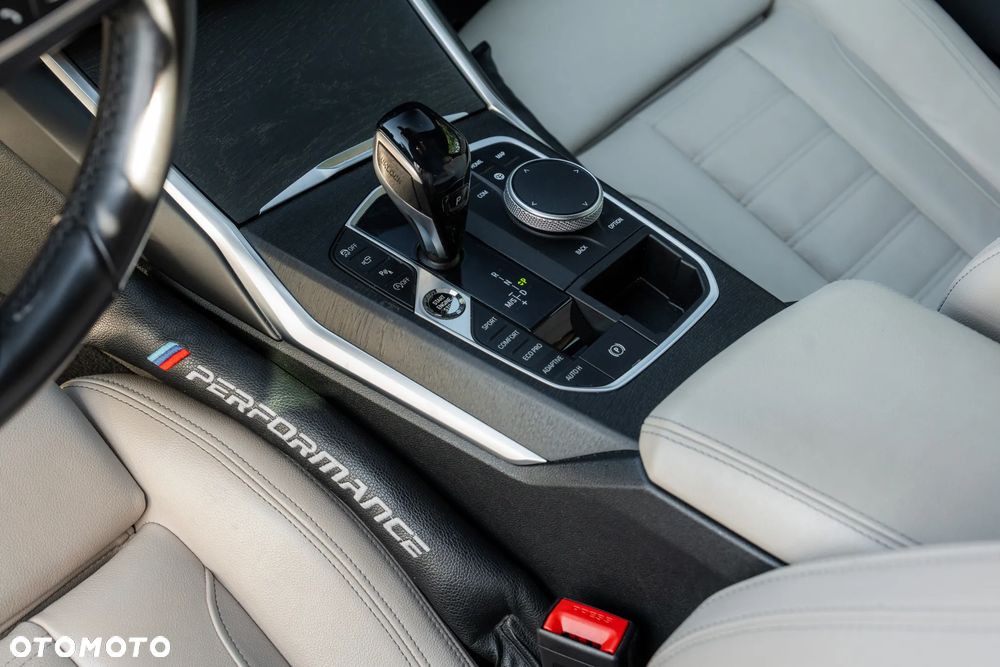 BMW Seria 3 - 17