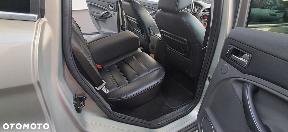 Ford Kuga 2.0 TDCi Titanium - 39