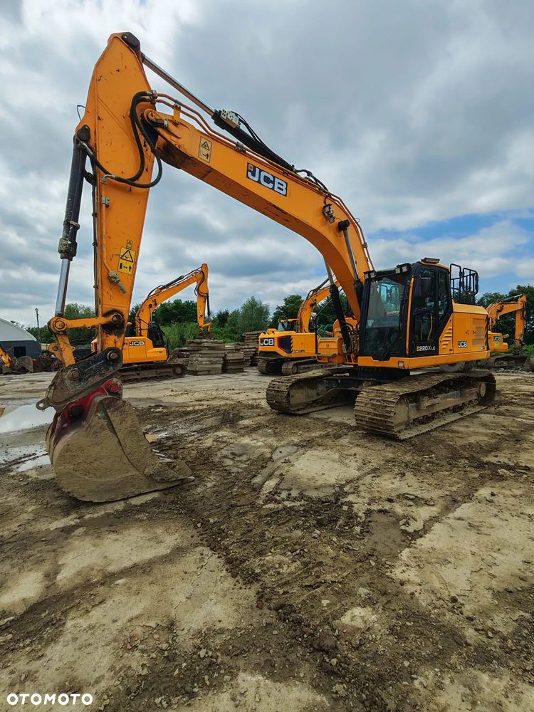 JCB 220 XLC IDEALNA - 2