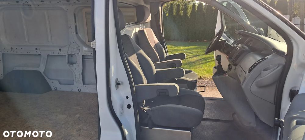 Renault Trafic 2.5 Dci L2H2 - 16