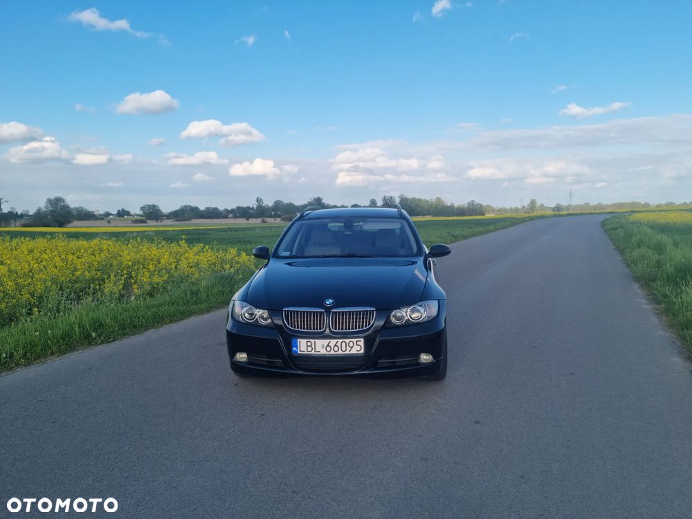 BMW Seria 3 325xi - 8
