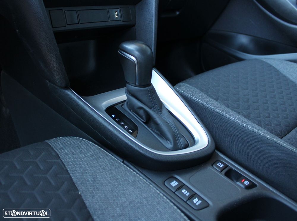 Toyota Yaris Cross 1.5 HDF Comfort Plus - 10