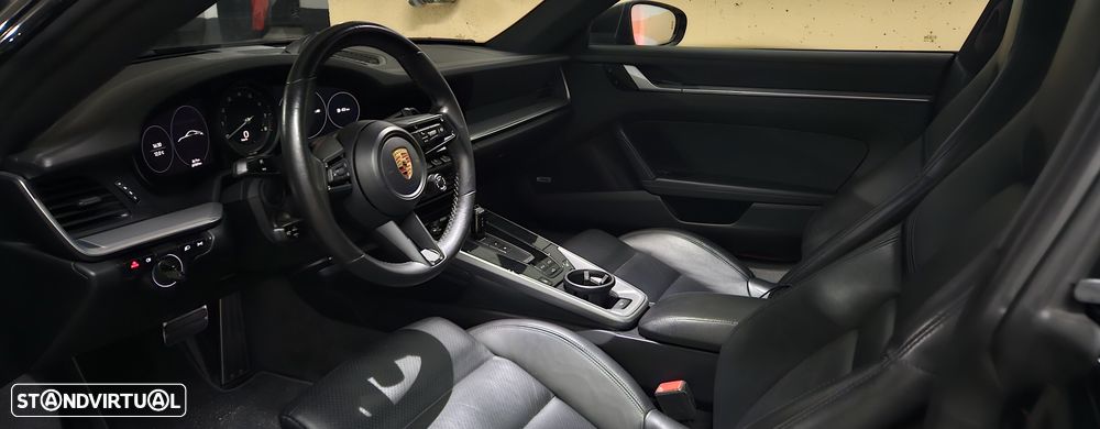 Porsche 911 Série F - 26