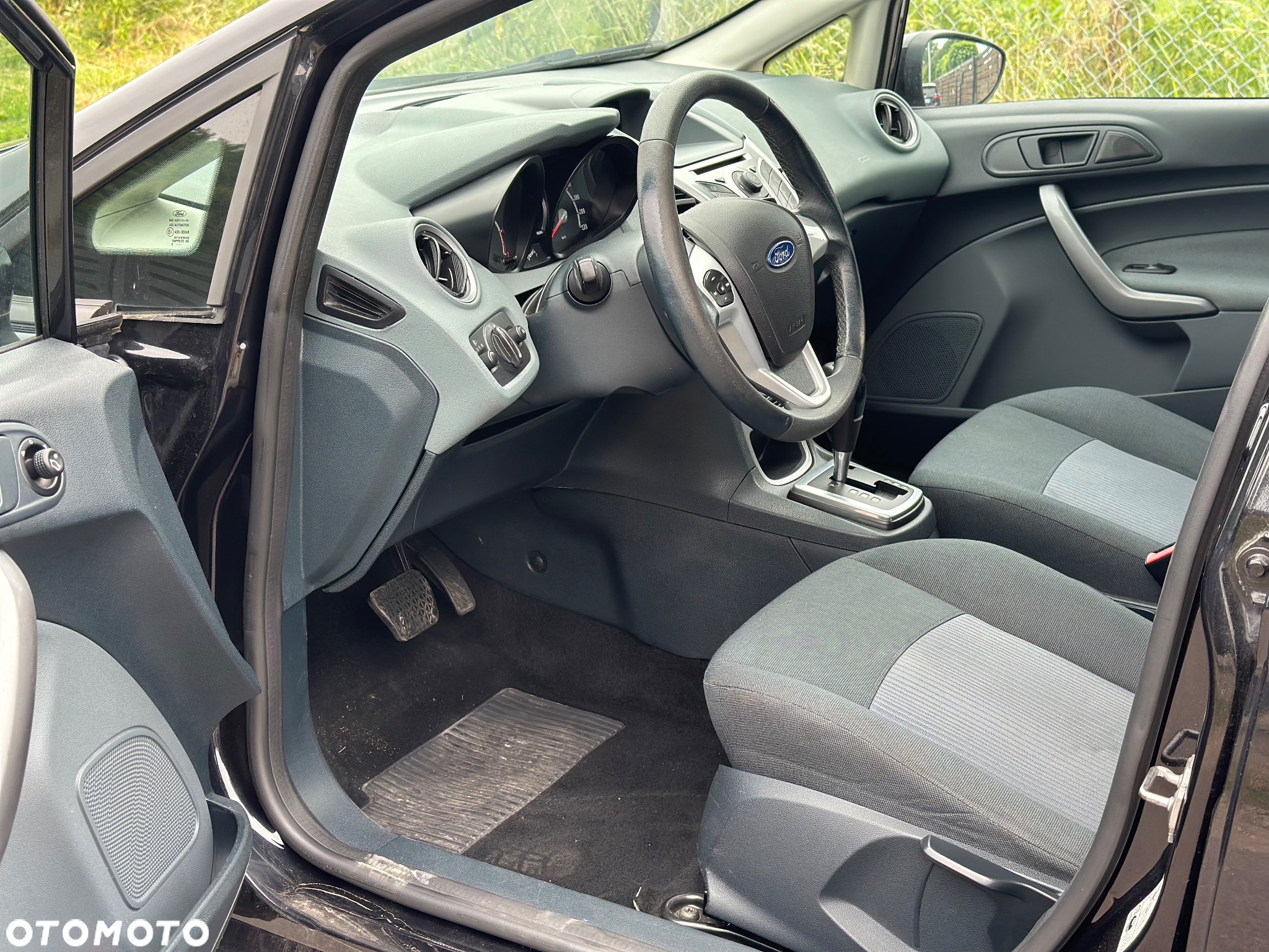 Ford Fiesta 1.4 Autom Trend - 19