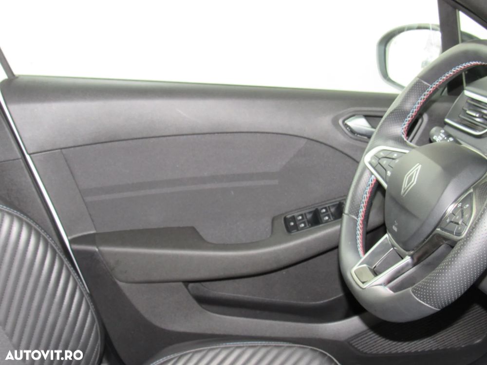 Renault Clio - 26