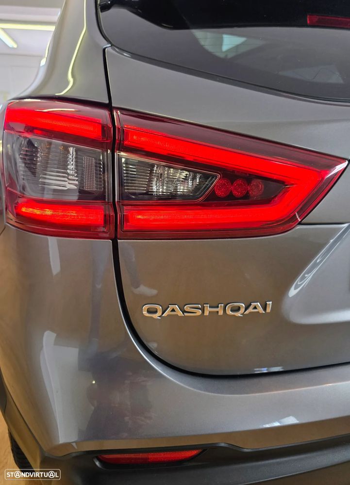 Nissan Qashqai 1.5 dCi N-Connecta Led - 16