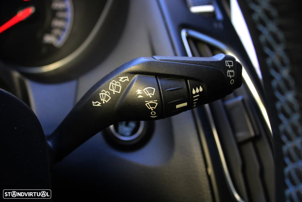 Ford Focus 2.3 EcoBoost S&S 4WD RS - 38