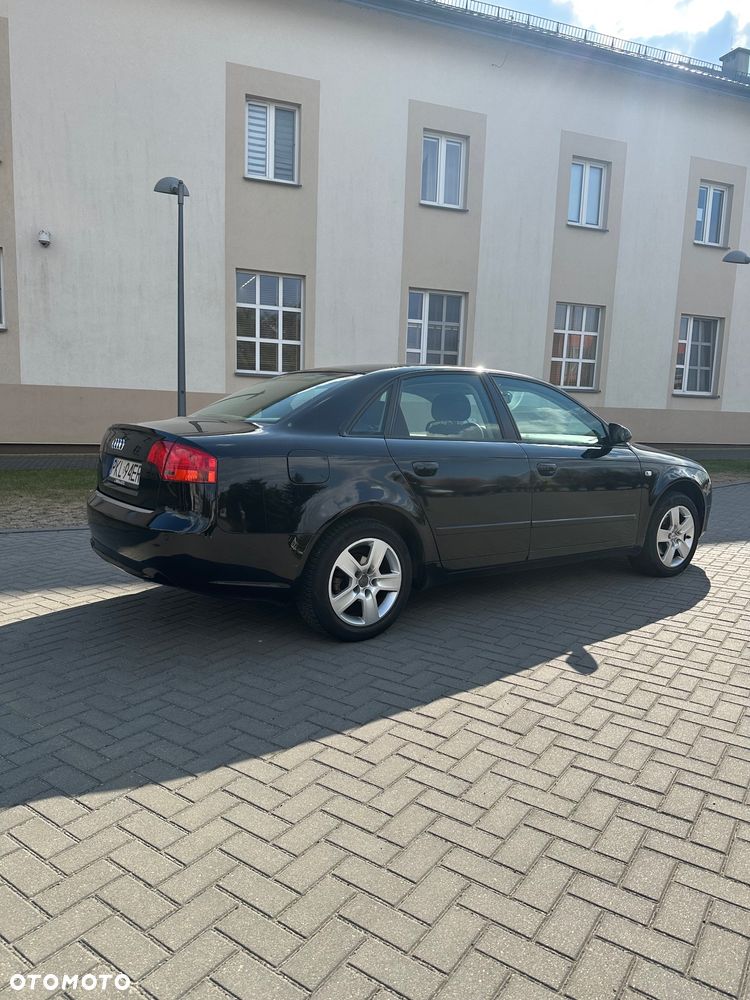 Audi A4 Limousine 2.0 TDI - 14