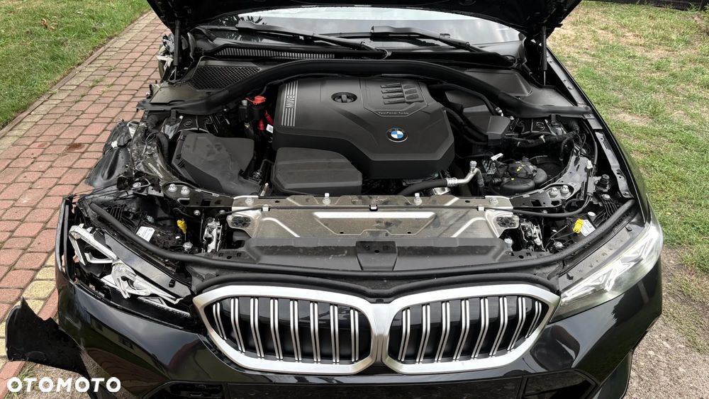 BMW Seria 3 318i M Sport - 15