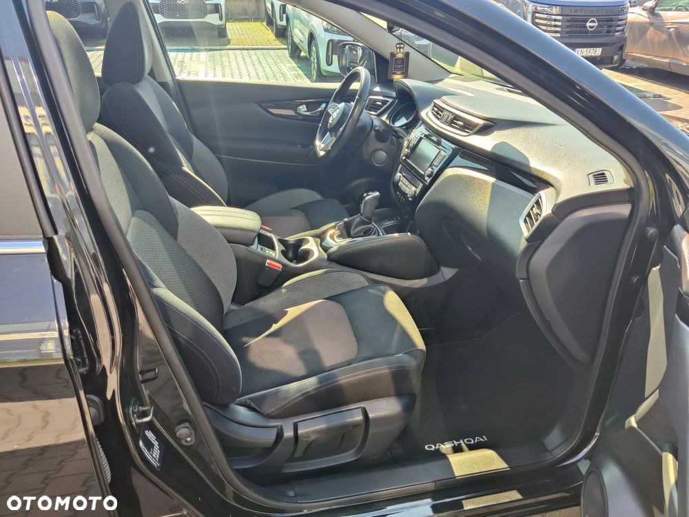 Nissan Qashqai 1.7 dCi 4x4 N-Connecta Xtronic - 21