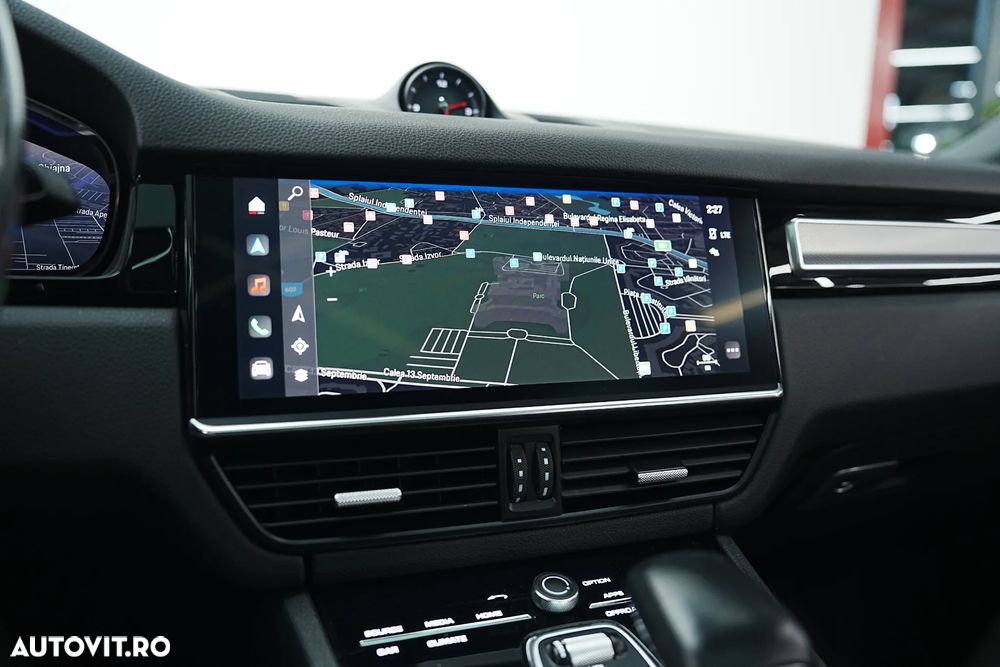 Porsche Cayenne Coupe E-Hybrid Tiptronic S Platinum Edition - 28