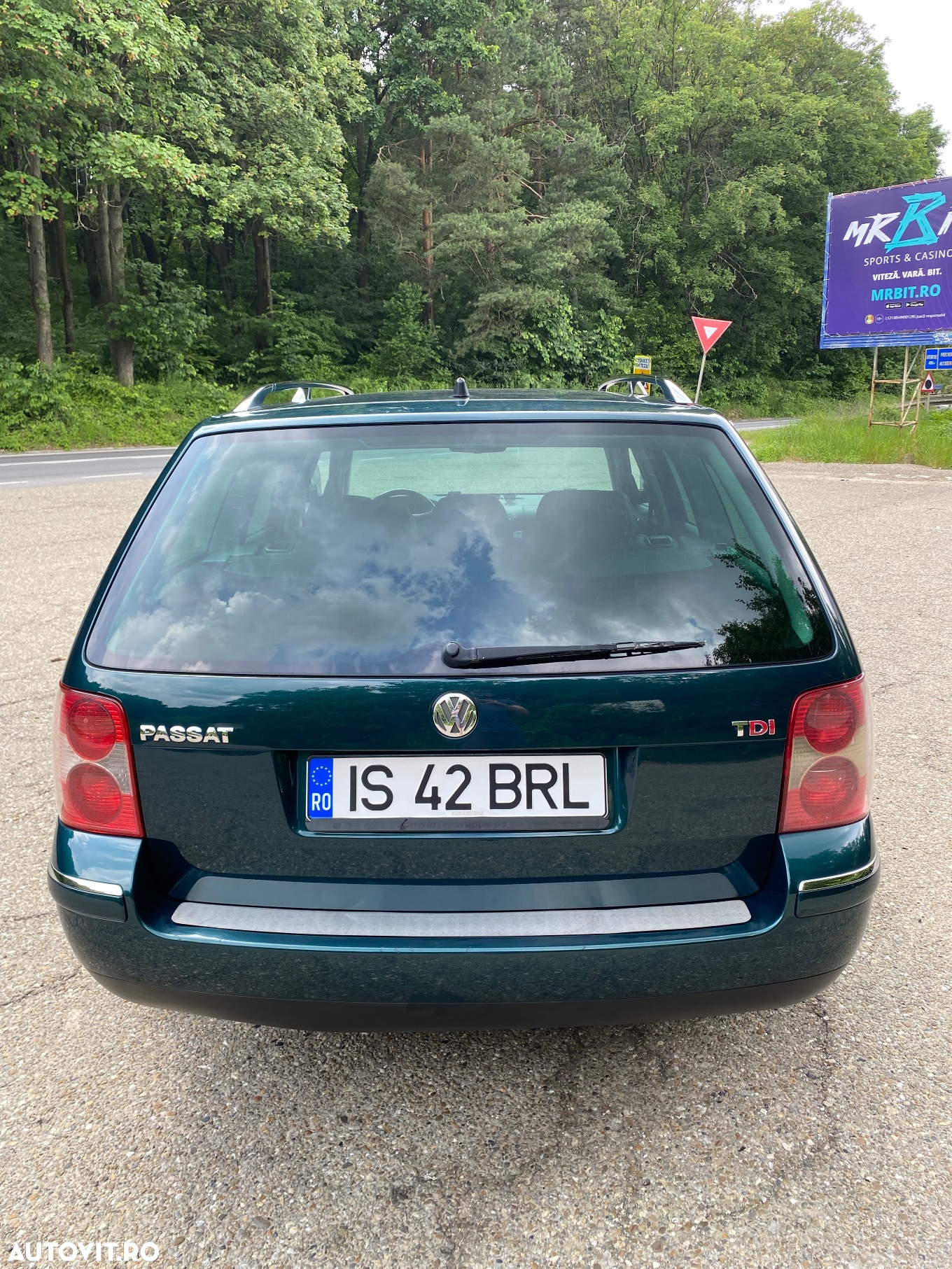 Volkswagen Passat Variant 1.9 TDI Highline - 4