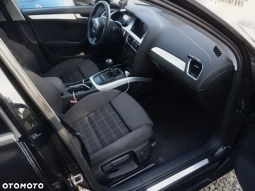 Audi A4 Avant - 9