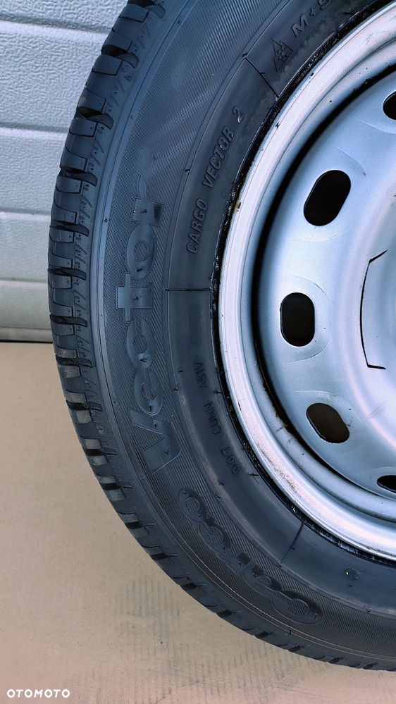 Koło Opona felga zapas Trafic III Vivaro B 2014- 205/65/16C GOODYEAR - 3
