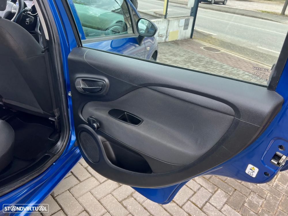 Fiat Punto Evo 1.3 M-Jet Active - 22