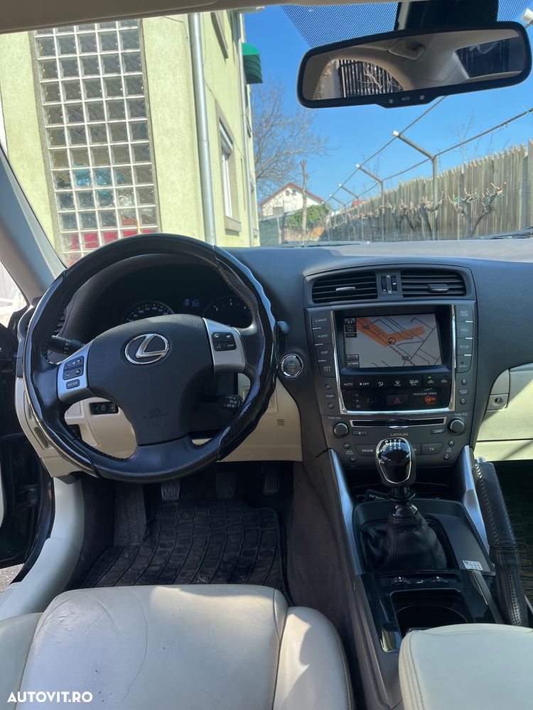 Lexus Seria IS 200d Luxury - 6