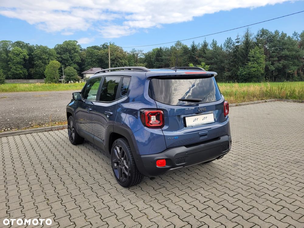 Jeep Renegade - 11