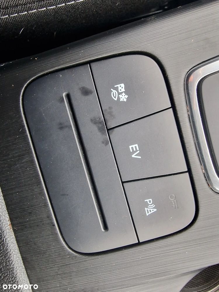 Ford Kuga - 41