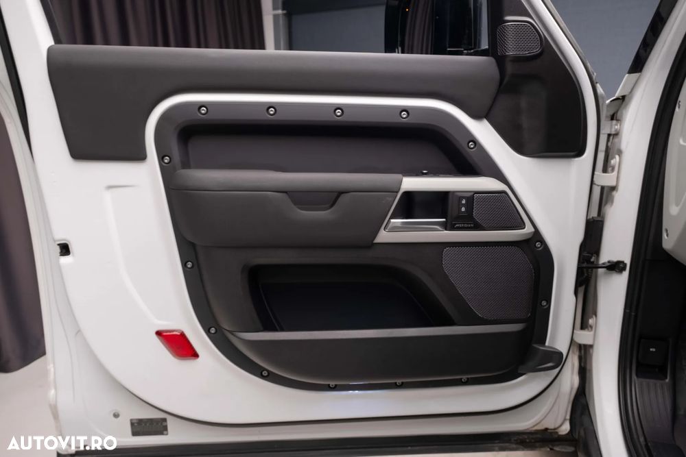 Land Rover Defender 90 3.0 D250 MHEV SE - 18