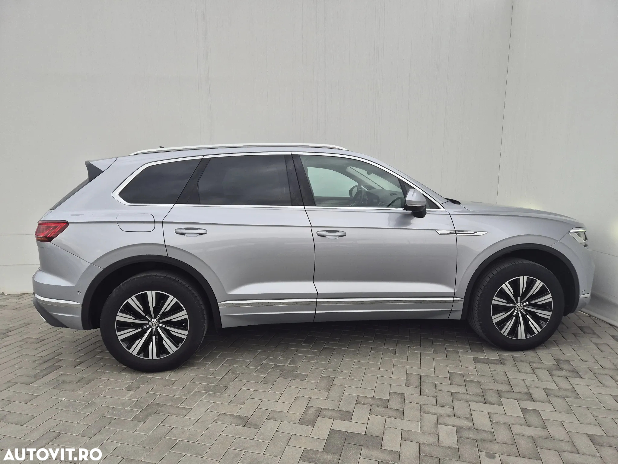Volkswagen Touareg - 6